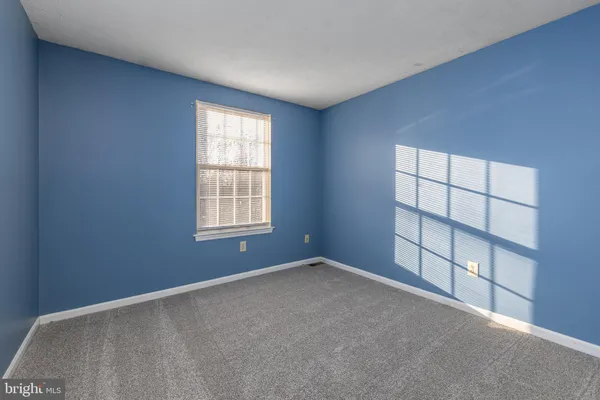 $2,600 | 2 Andrew Court, Glassboro, NJ 08028