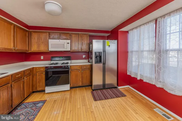 $2,600 | 2 Andrew Court, Glassboro, NJ 08028