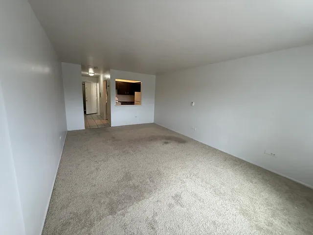 $1,250 | 7300 West North Avenue, Unit 2E, Elmwood Park, IL 60707