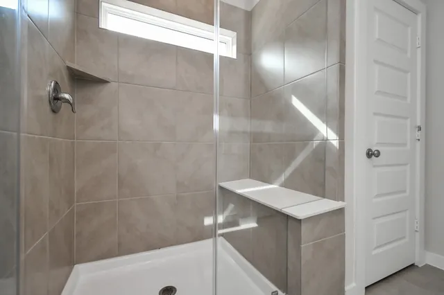 a view of entryway and hall