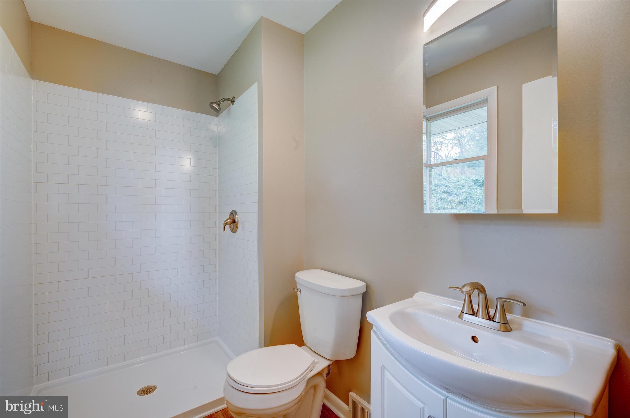 11646 Old Forge Road Waynesboro, PA 17268 - Photo 15 of 59 Gallery Image 15