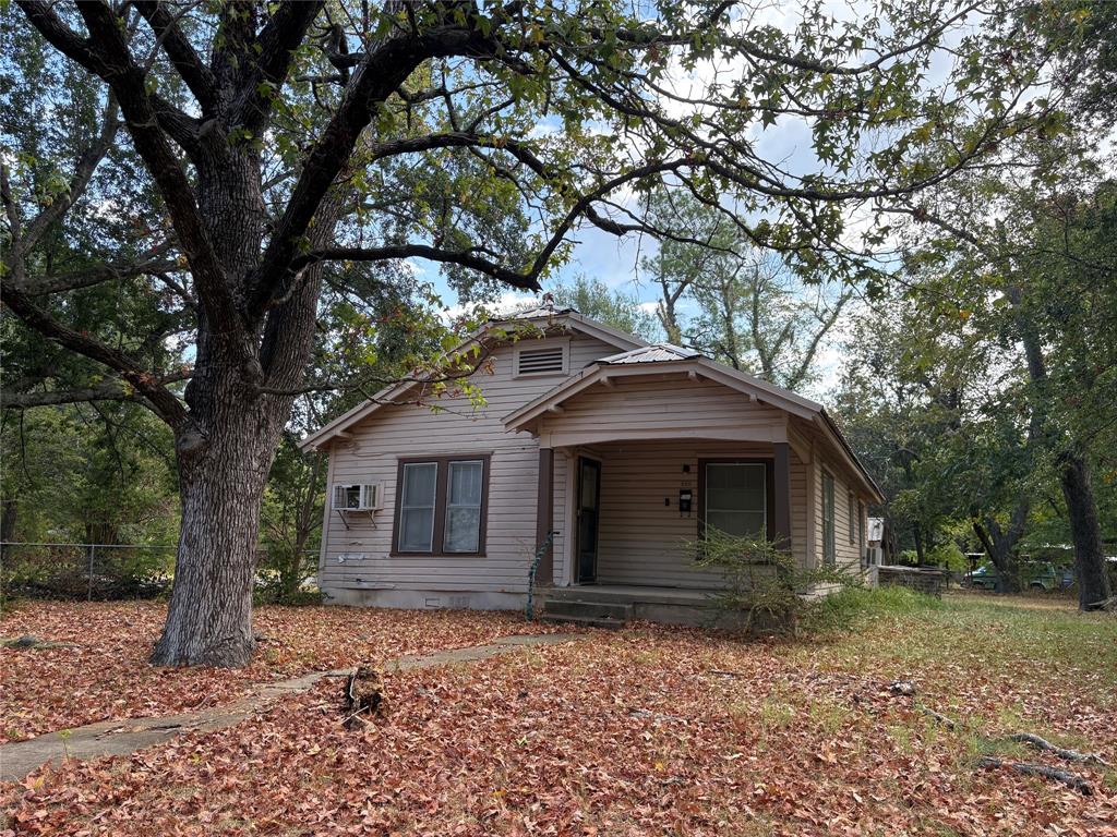4435 Pine Mill Road Paris, TX 75462 - Photo 9 of 26 528 NE 17th