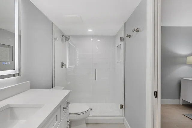 $6,000 | 269 Northeast Edgewater Drive, Stuart, FL 34996