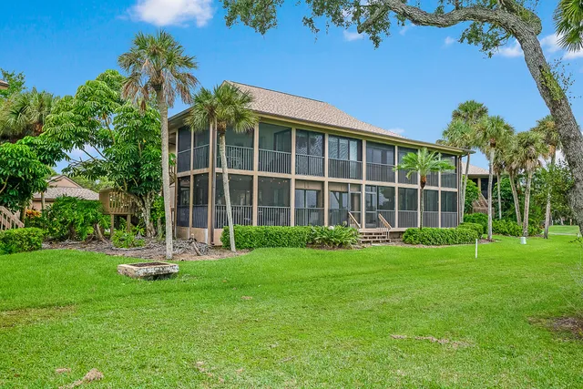 $6,000 | 269 Northeast Edgewater Drive, Stuart, FL 34996