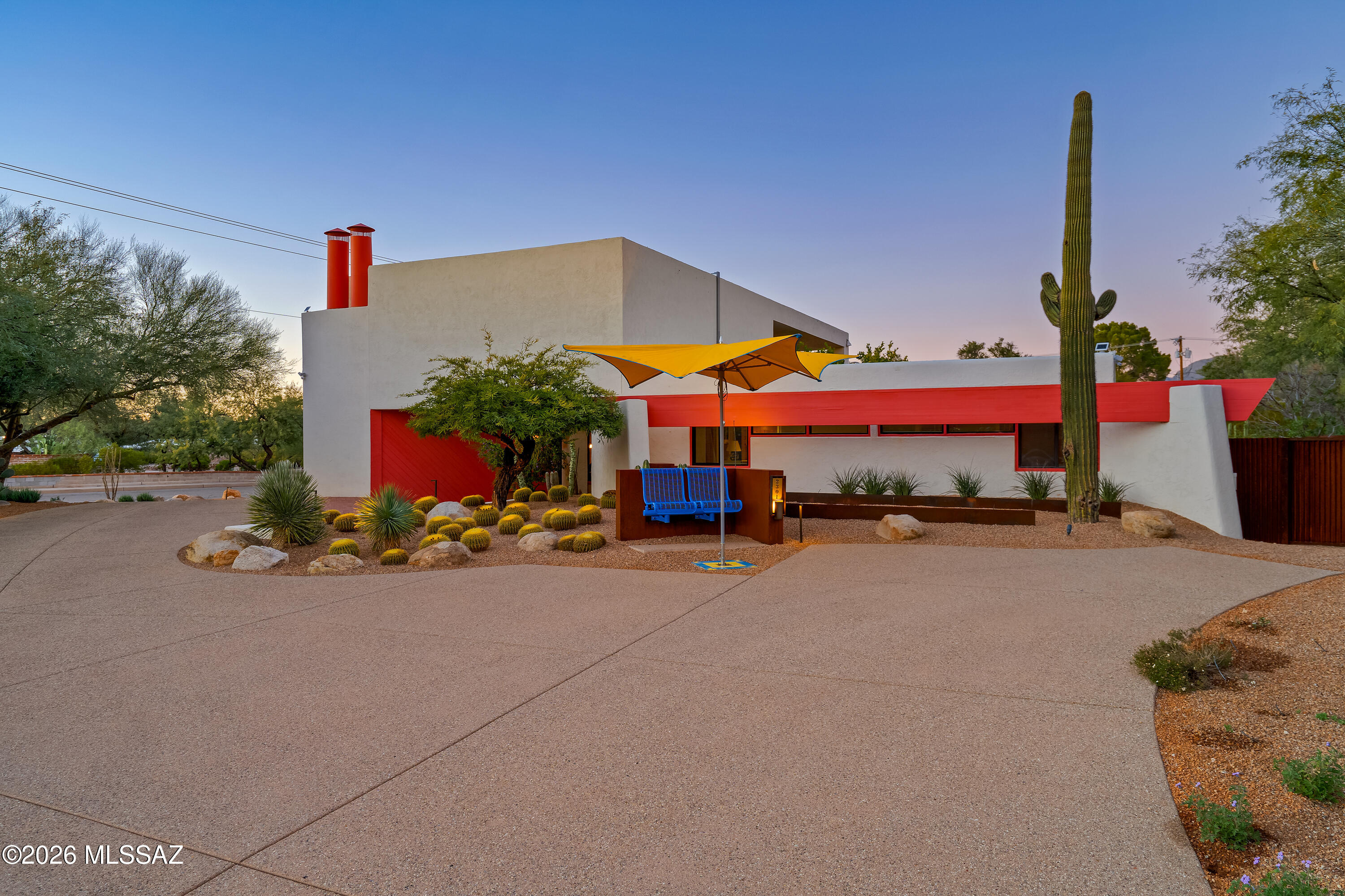 2301 East Greenlee Road Tucson, AZ 85719 - Photo 2 of 53 Gallery Image 2