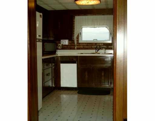 1001 Tray Road Irwin, PA 15642 - Photo 4 of 8 Kitchen.