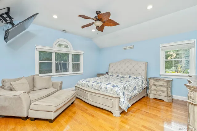 $1,399,000 | 42 Old Neck Court, Manorville, NY 11949