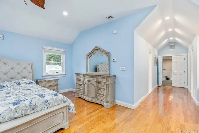 $1,399,000 | 42 Old Neck Court, Manorville, NY 11949