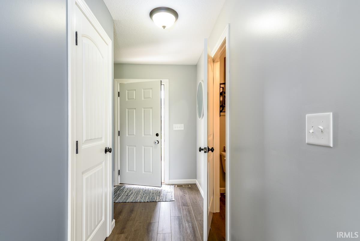 624 West Liberty Street Butler, IN 46721 - Photo 5 of 29 Gallery Image 5