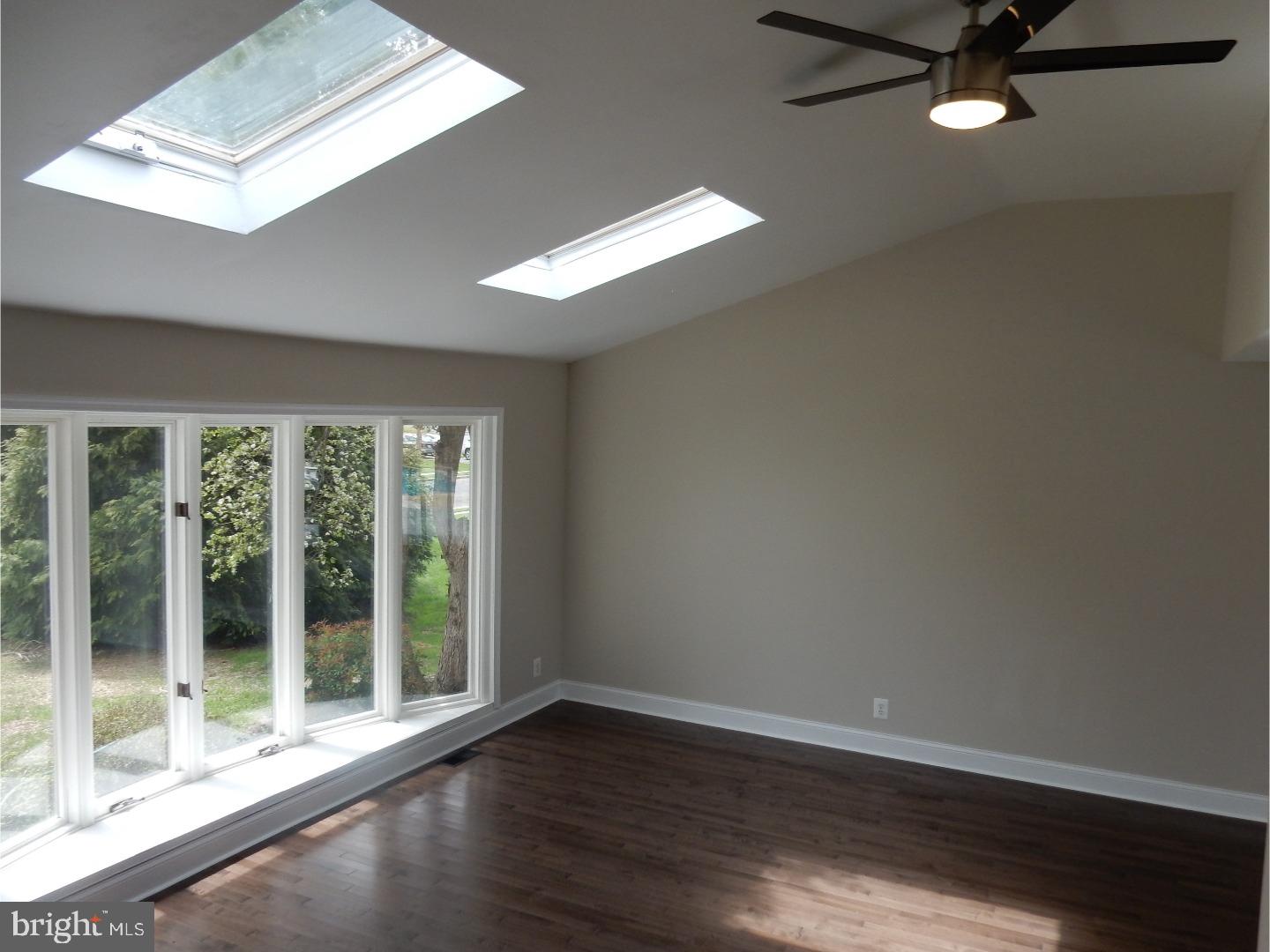 1160 Roberts Road Warminster, PA 18974 - Photo 3 of 24 Gallery Image 3