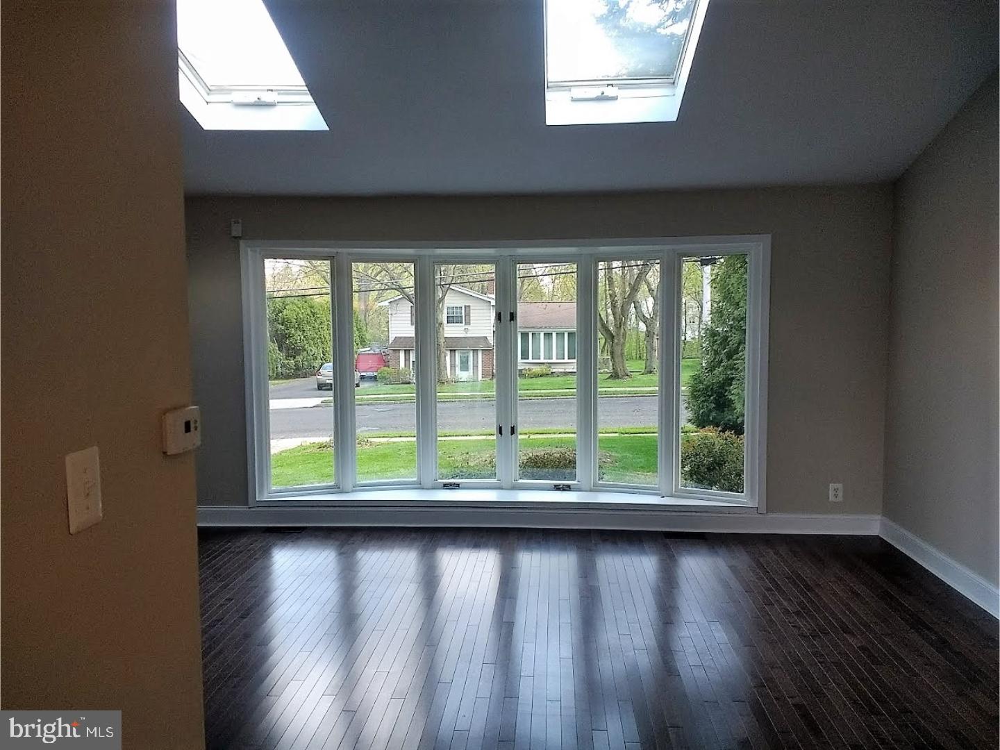 1160 Roberts Road Warminster, PA 18974 - Photo 5 of 24 Gallery Image 5