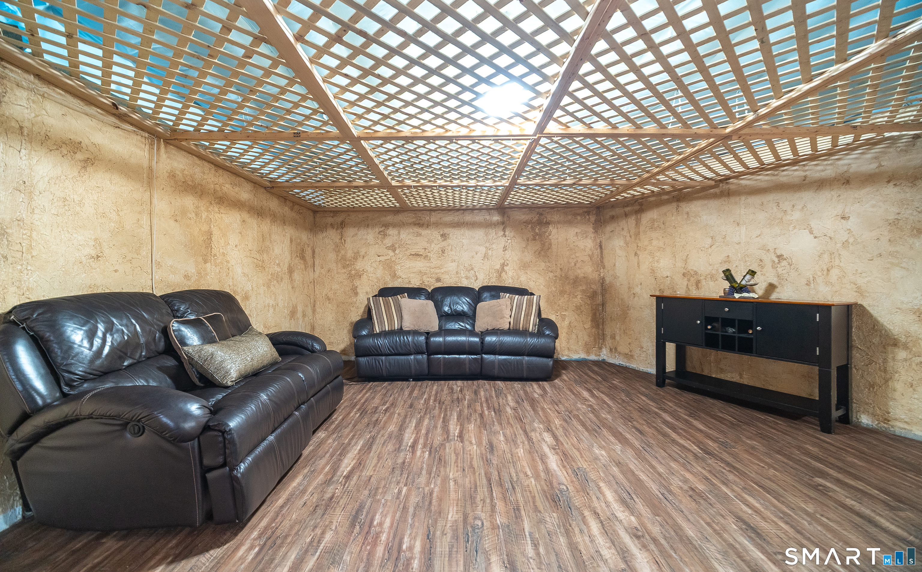 186 Greenbriar Road Meriden, CT 06450 - Photo 31 of 38 Gallery Image 31