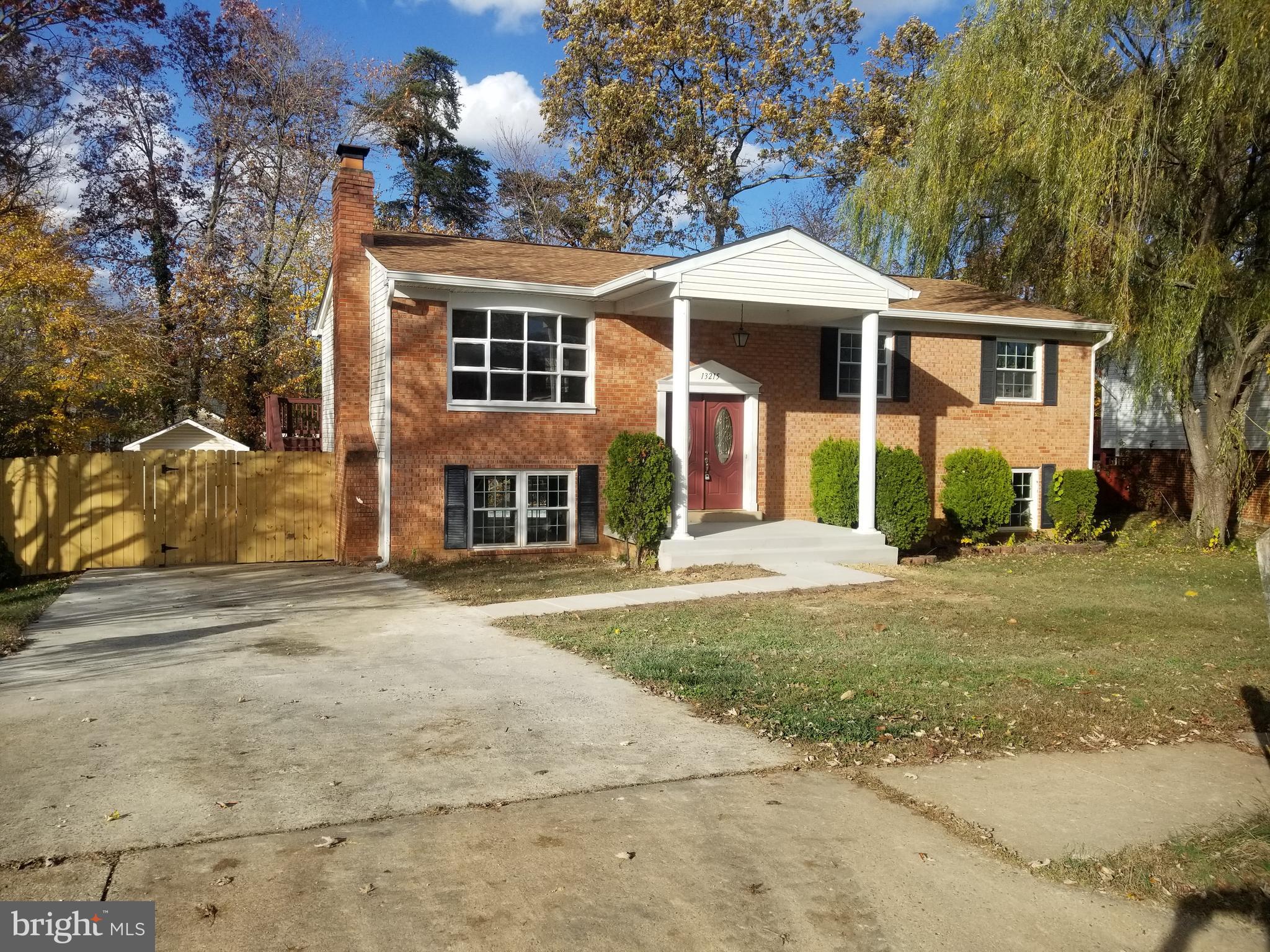 13215 Kurtz Road Woodbridge, VA 22193 - Photo 1 of 18 Gallery Image 1
