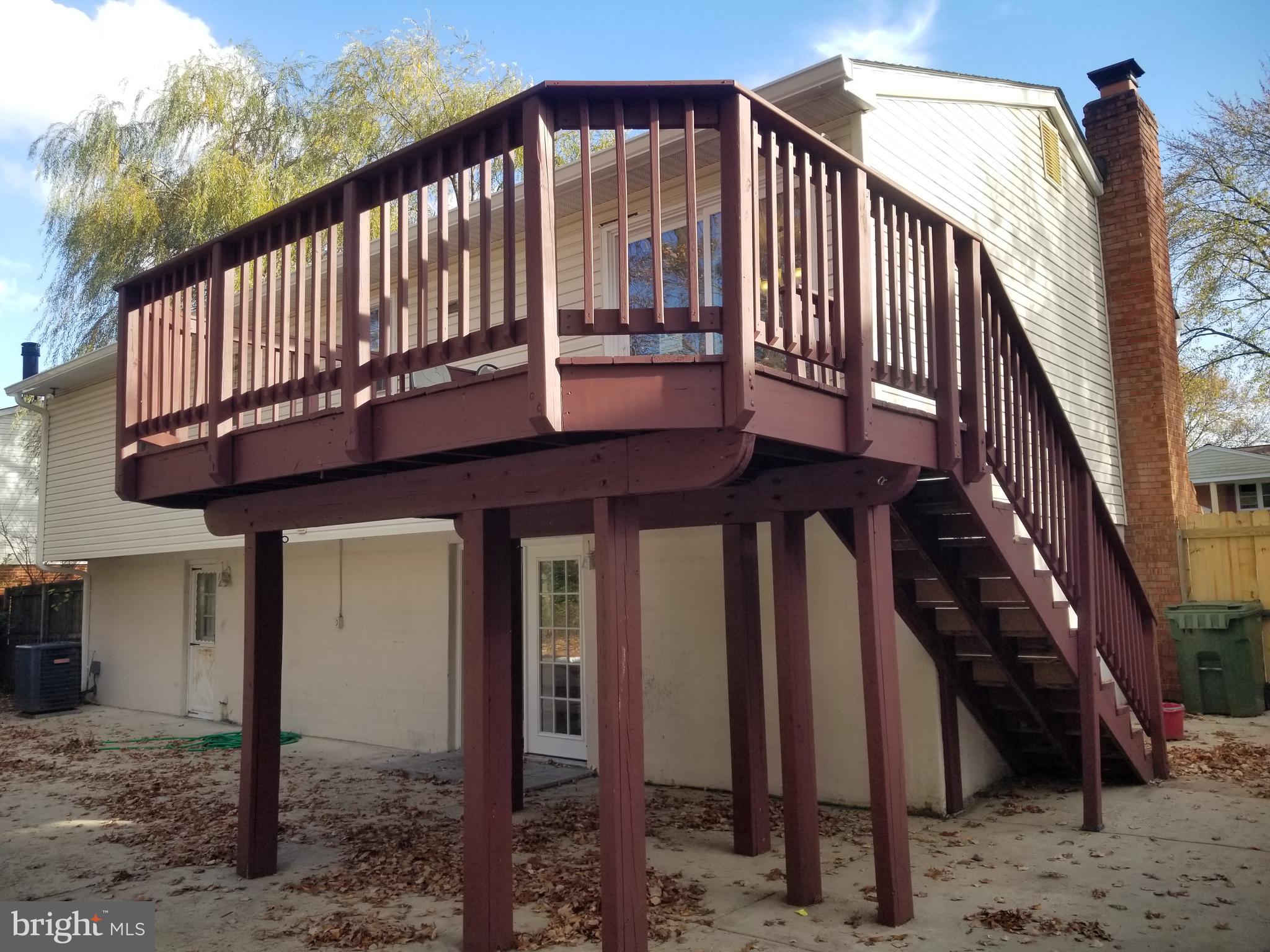 13215 Kurtz Road Woodbridge, VA 22193 - Photo 15 of 18 Rear