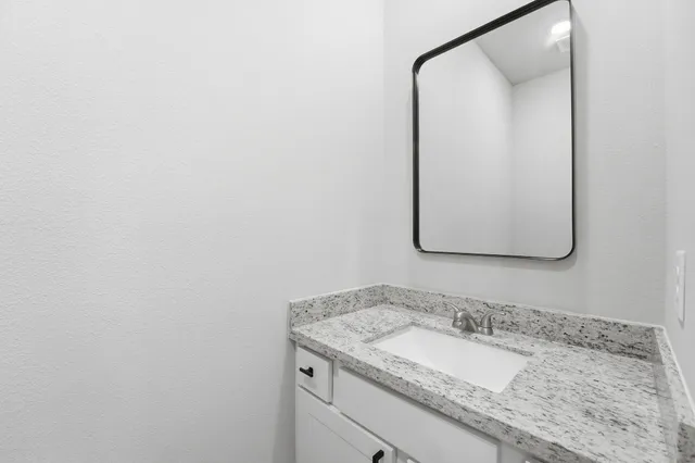 $1,650 | 15618 Sycamore Drive, Montgomery, TX 77356