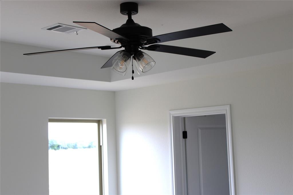 507 Crusher Road Jacksboro, TX 76458 - Photo 8 of 11