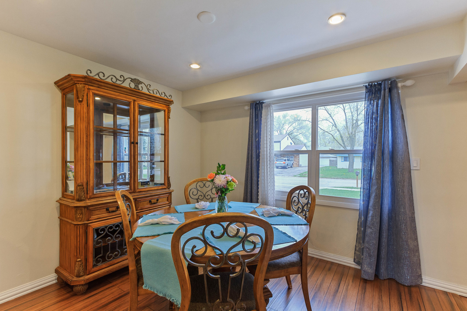 524 Spruce Road Bolingbrook, IL 60440 - Photo 9 of 33 a view of a dining room with furniture window and outside view