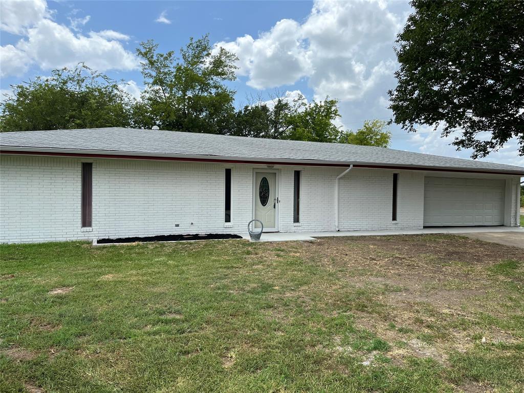 110 Circle Drive Point, TX 75472 - Photo 2 of 31