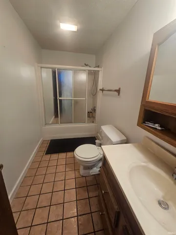 $2,500 | 4035 North Hinkle Road, Bloomington, IN 47408