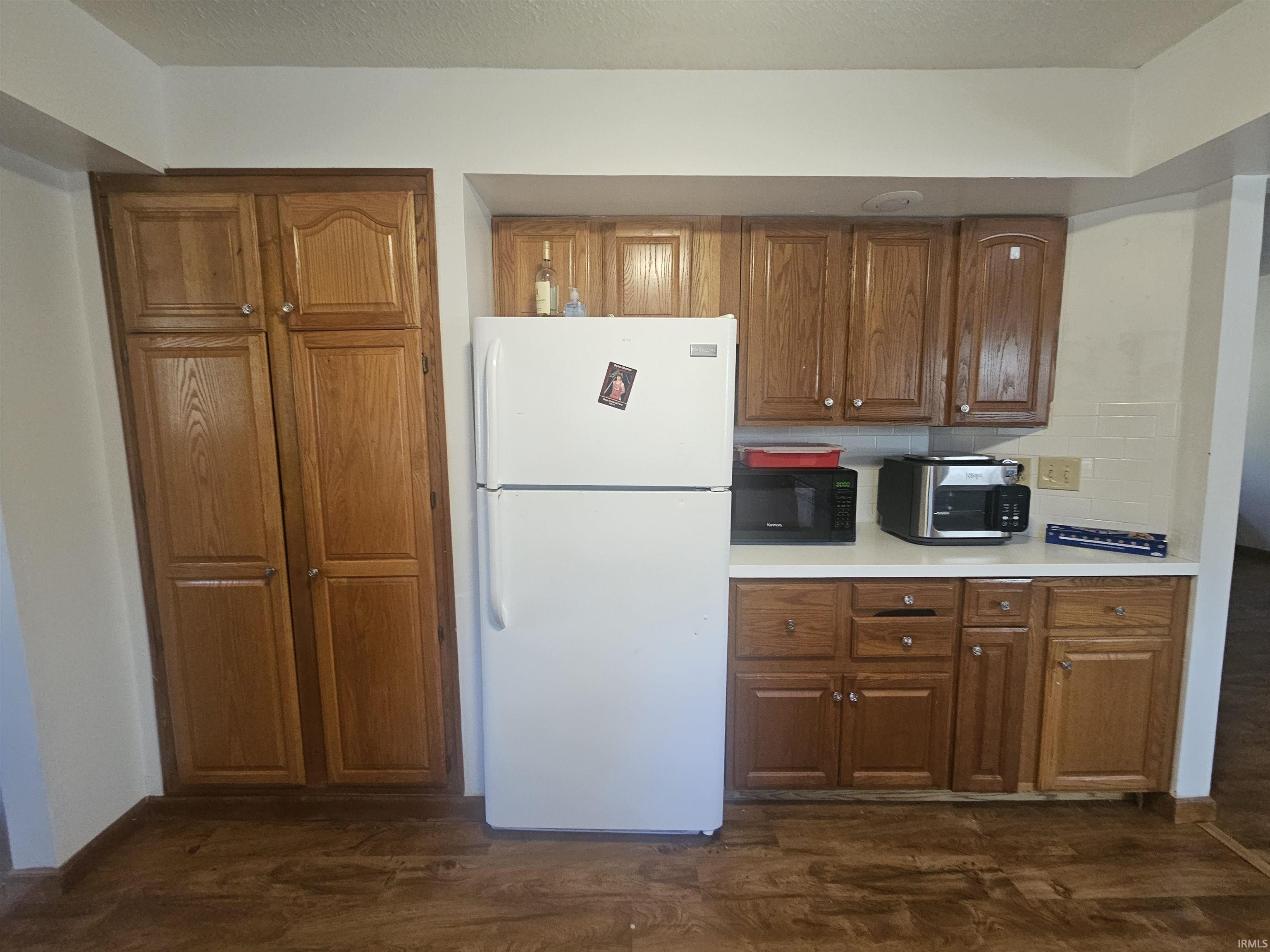 4035 North Hinkle Road Bloomington, IN 47408 - Photo 3 of 18