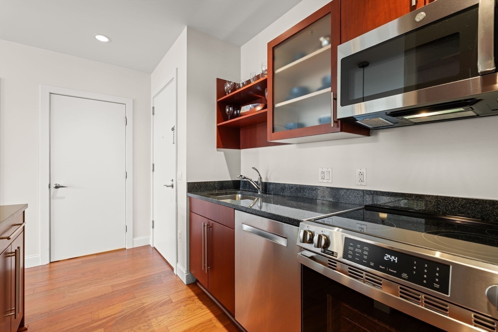 29 Otis Street, Unit 409 Cambridge, MA 02141 - Photo 16 of 32