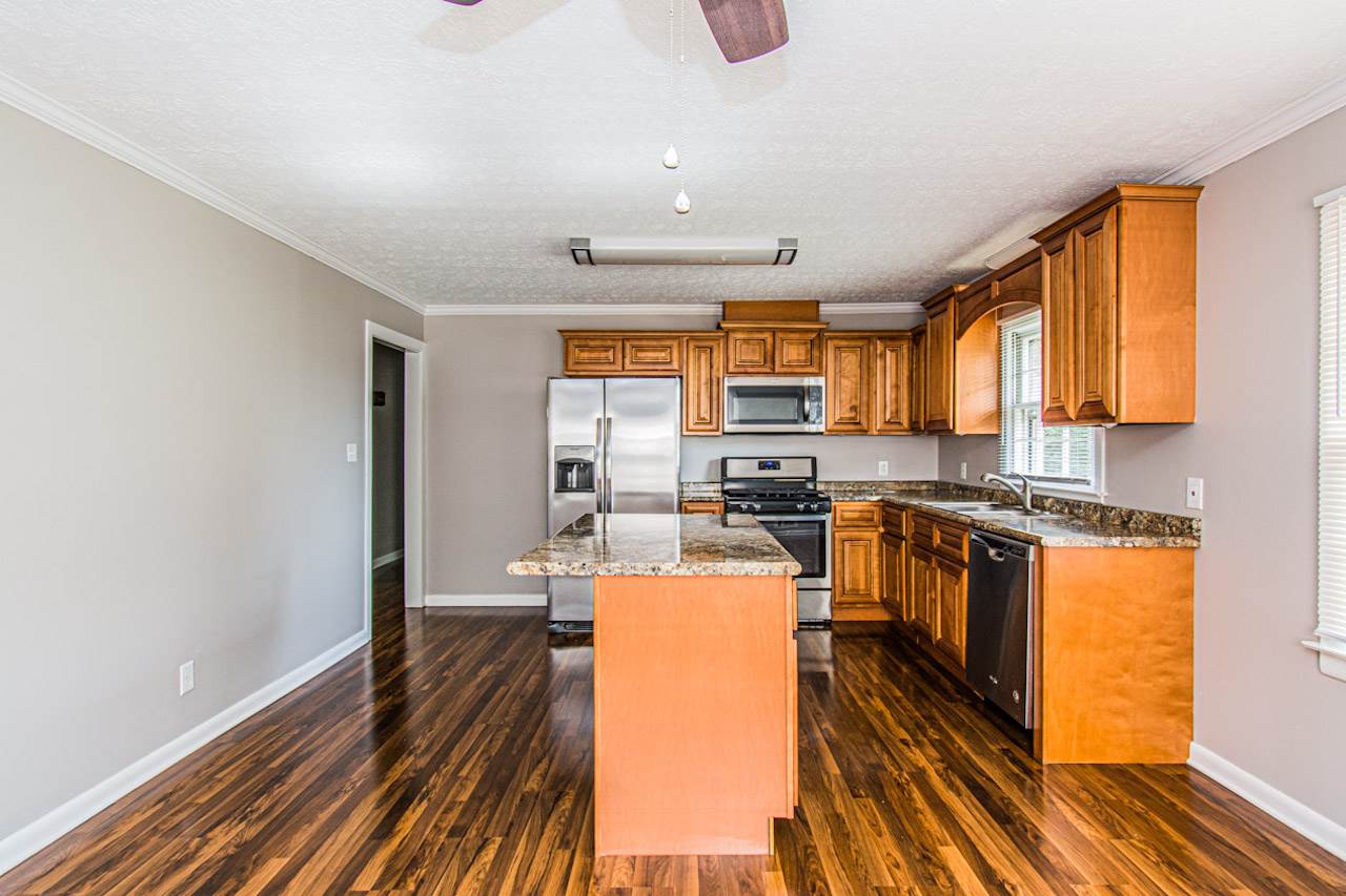 1197 Detour Road Bowling Green, KY 42101 - Photo 7 of 30 Gallery Image 7