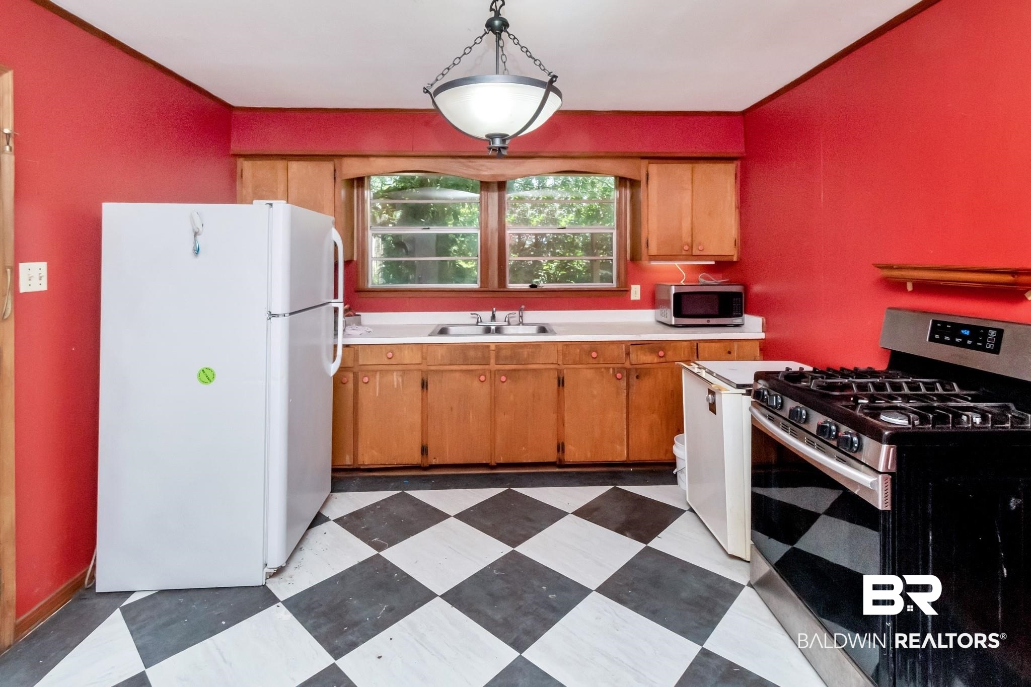 2312 Old Military Road Mobile, AL 36605 - Photo 15 of 17
