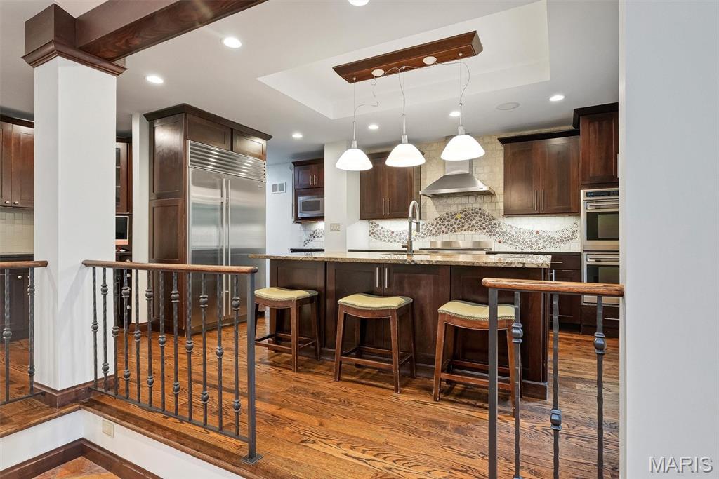 9845 Northbridge Road St. Louis, MO 63124 - Photo 12 of 59