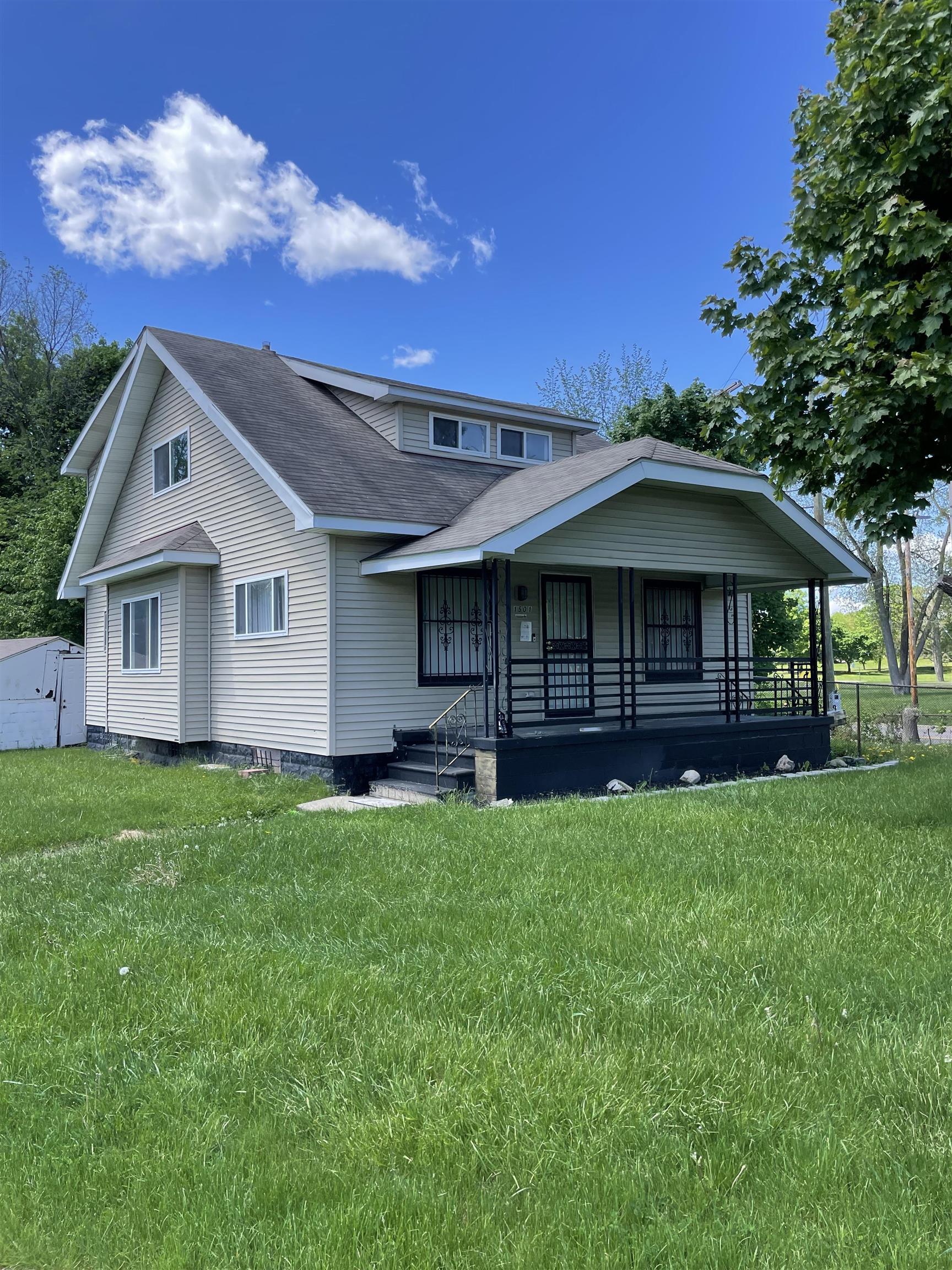1501 Flushing Road Flint, MI 48504 - Photo 2 of 30