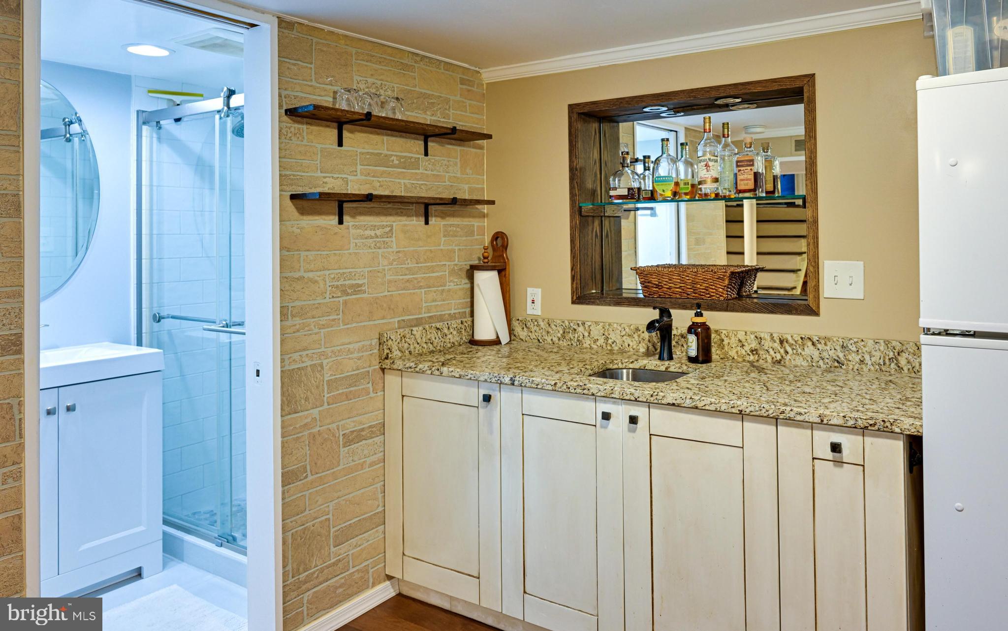 406 Belton Road Silver Spring, MD 20901 - Photo 18 of 36 Wet bar