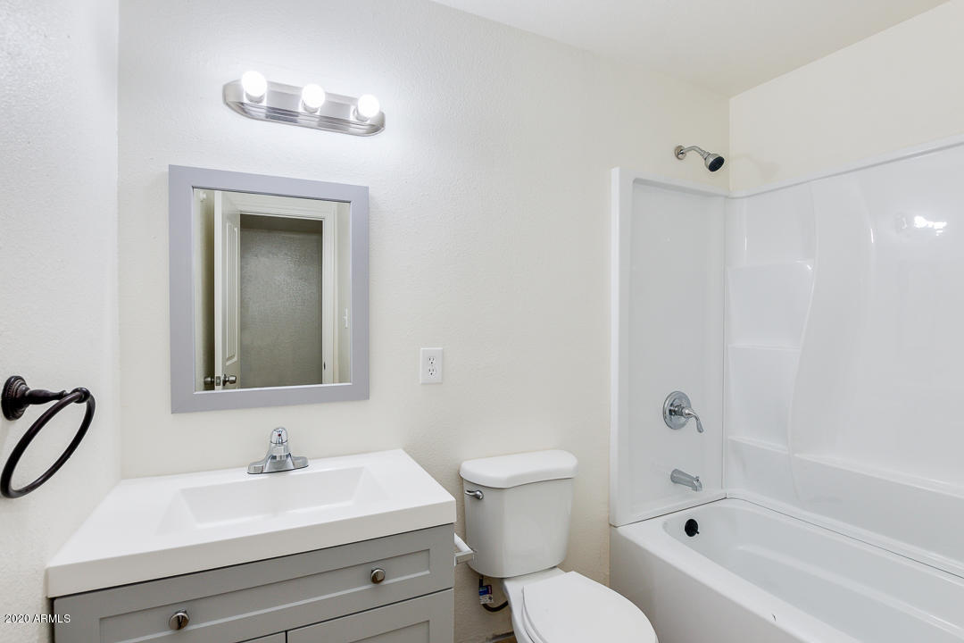 3944 West Rovey Avenue Phoenix, AZ 85019 - Photo 23 of 37 23-Rovey