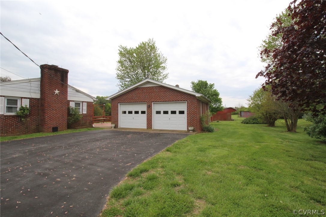 76 Cartersville Road New Canton, VA 23123 - Photo 5 of 36 Gallery Image 5