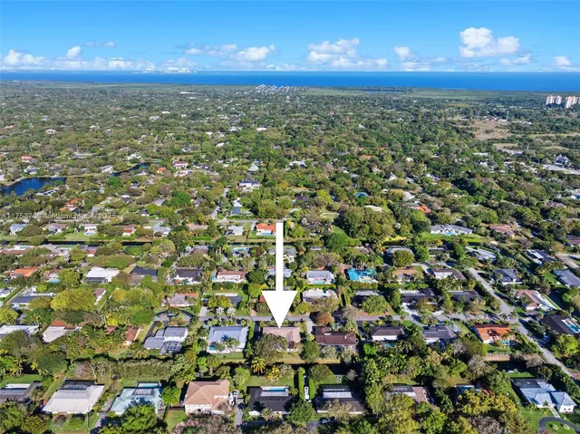 $2,195,000 | 13060 Southwest 70th Avenue, Pinecrest, FL 33156