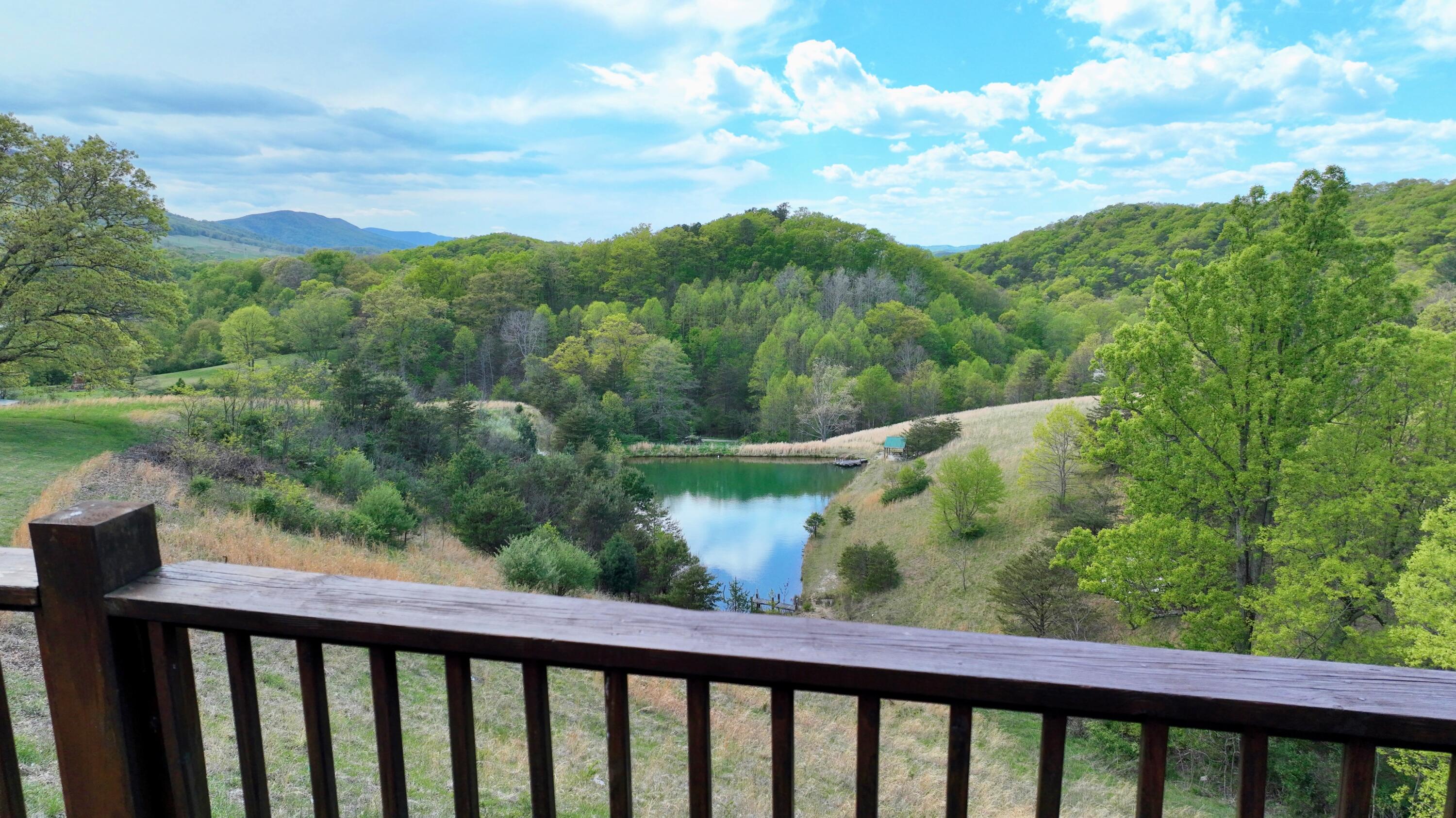 1571 Green Valley Road Peterstown, WV 24963 - Photo 16 of 112 Gallery Image 16