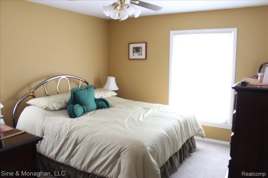 1180 Torrey Road Grosse Pointe, MI 48236 - Photo 12 of 20 1180 Torrey 012