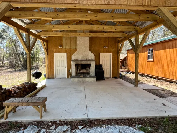 $300,000 | 413 County Rd S-45-78, Kingstree, SC 29556