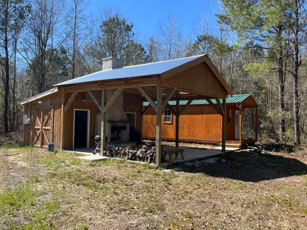 $300,000 | 413 County Rd S-45-78, Kingstree, SC 29556