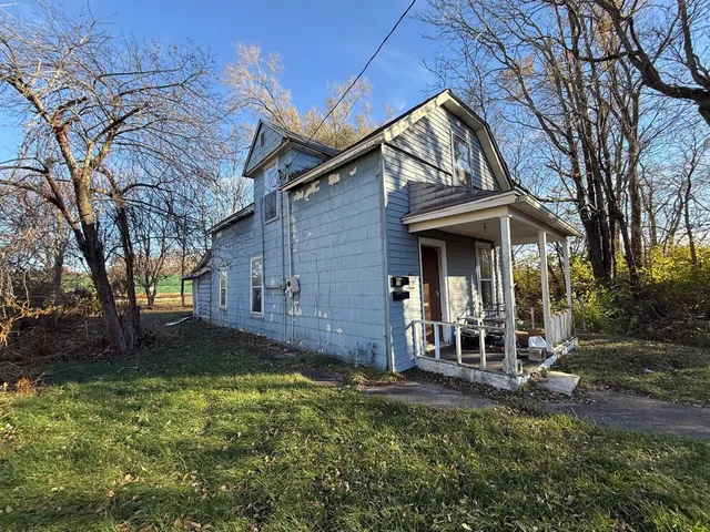 $19,900 | 437 Section Street, Danville, IL 61832
