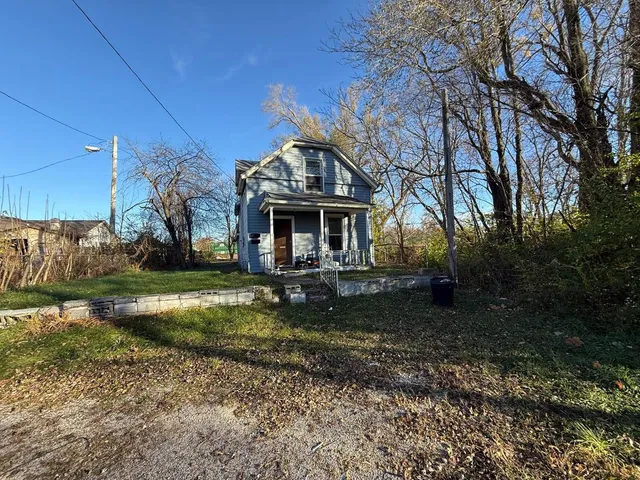 $19,900 | 437 Section Street, Danville, IL 61832