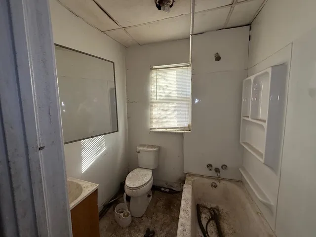 $19,900 | 437 Section Street, Danville, IL 61832