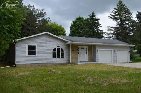 9410 North Linden Road Clio, MI 48420 - Photo 2 of 28 20394941-1.JPG