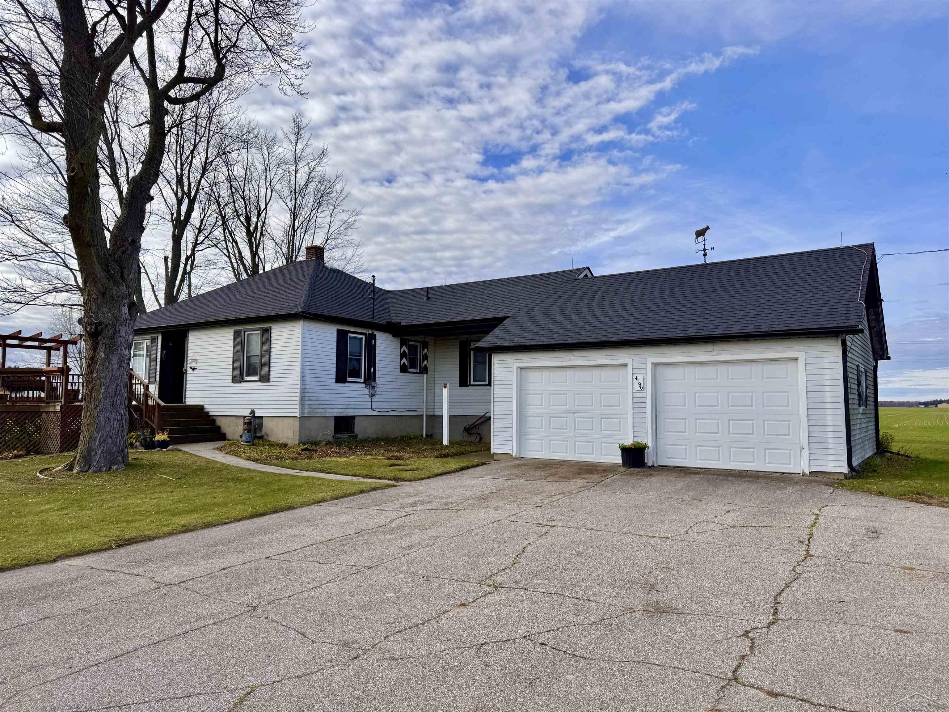 4190 South Raucholz Road Hemlock, MI 48626 - Photo 4 of 30