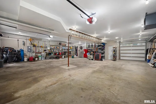 $385,000 | 4019 East Rome Road, Chillicothe, IL 61523