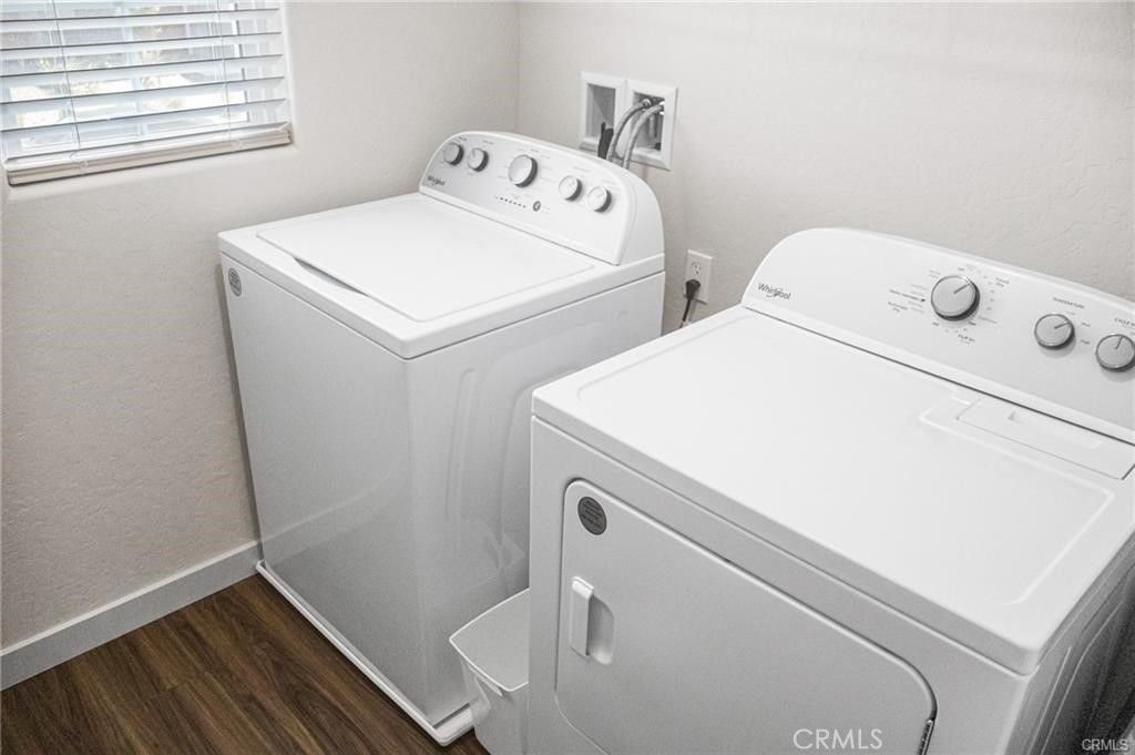 4119 Anise Court Merced, CA 95348 - Photo 12 of 17 a utility room with dryer and washer