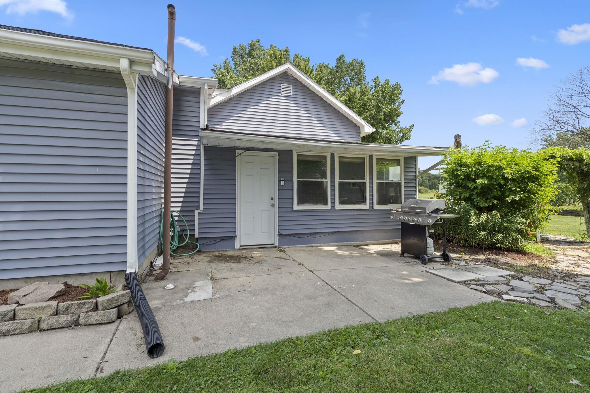 1301 S Road Garrett, IN 46738 - Photo 28 of 29 Gallery Image 28