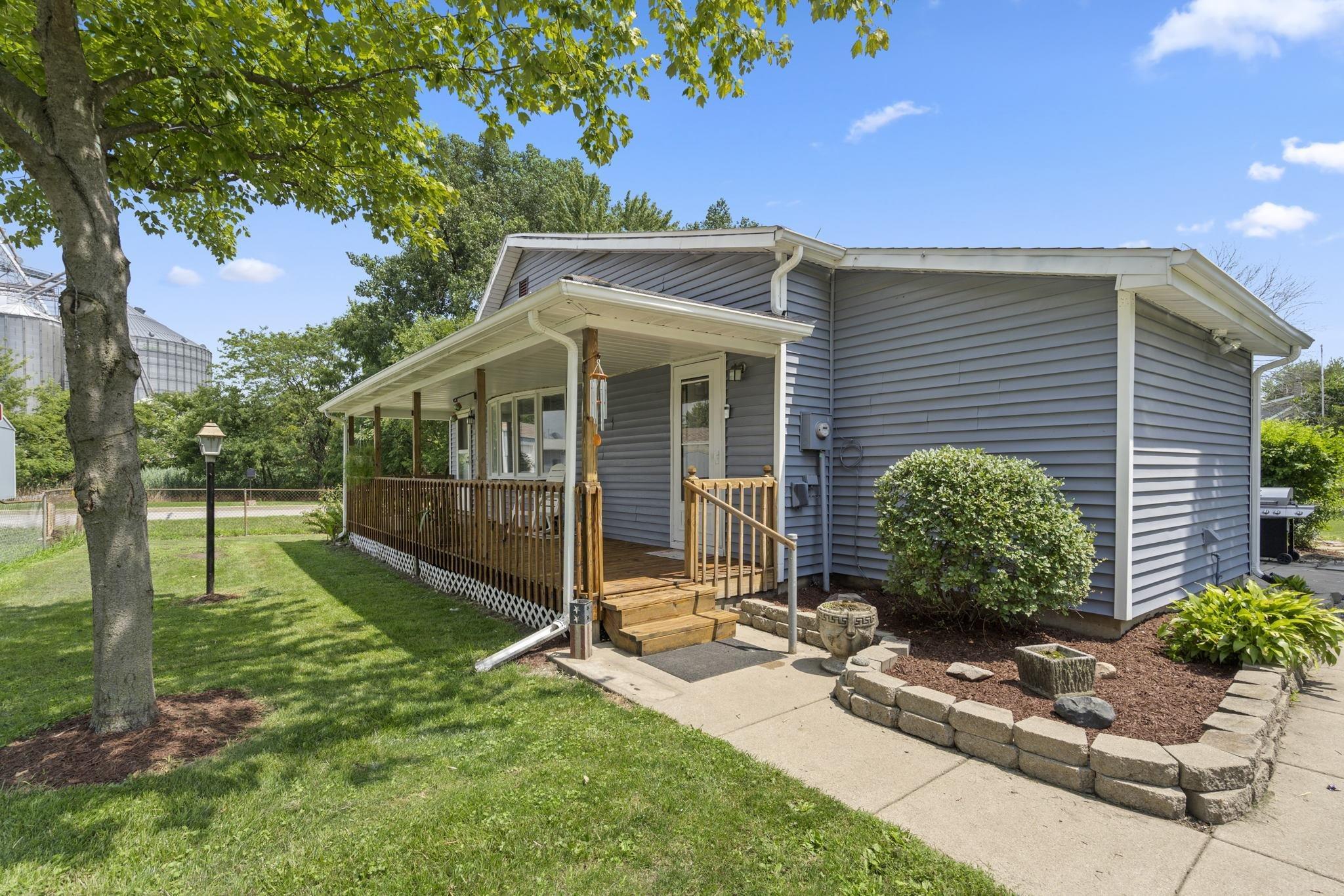 1301 S Road Garrett, IN 46738 - Photo 5 of 29 Gallery Image 5