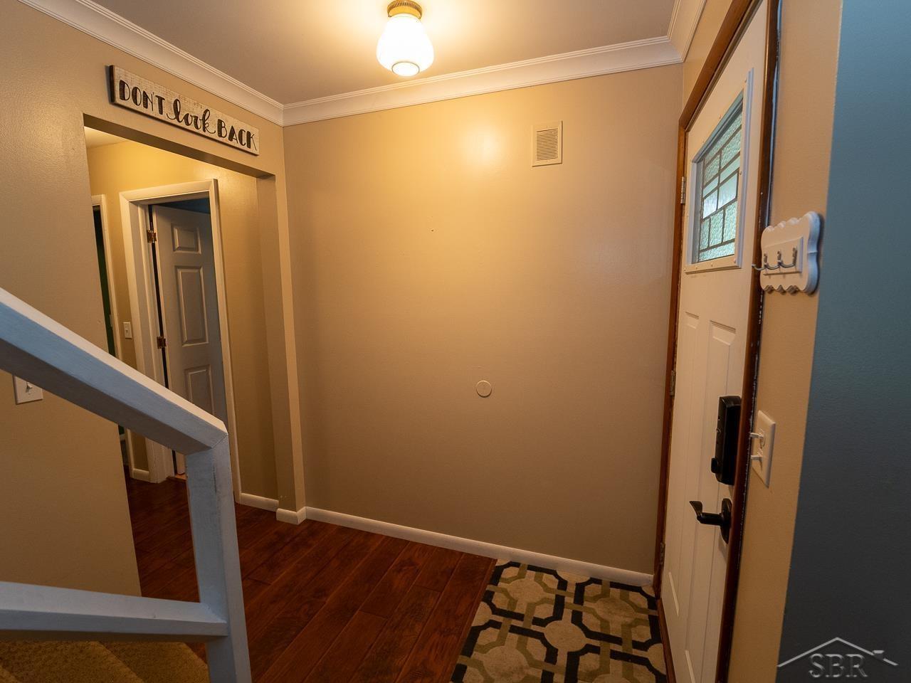 5813 Perrine Road Midland, MI 48640 - Photo 8 of 55 50088748-7.JPG