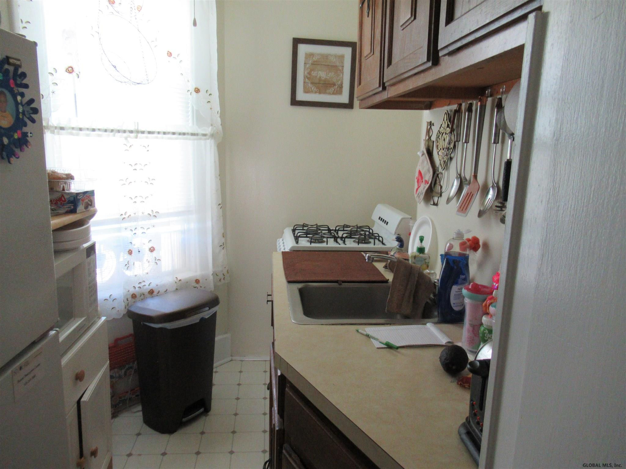 1467-1469 Rugby Road Schenectady, NY 12308 - Photo 27 of 50 Photo 27