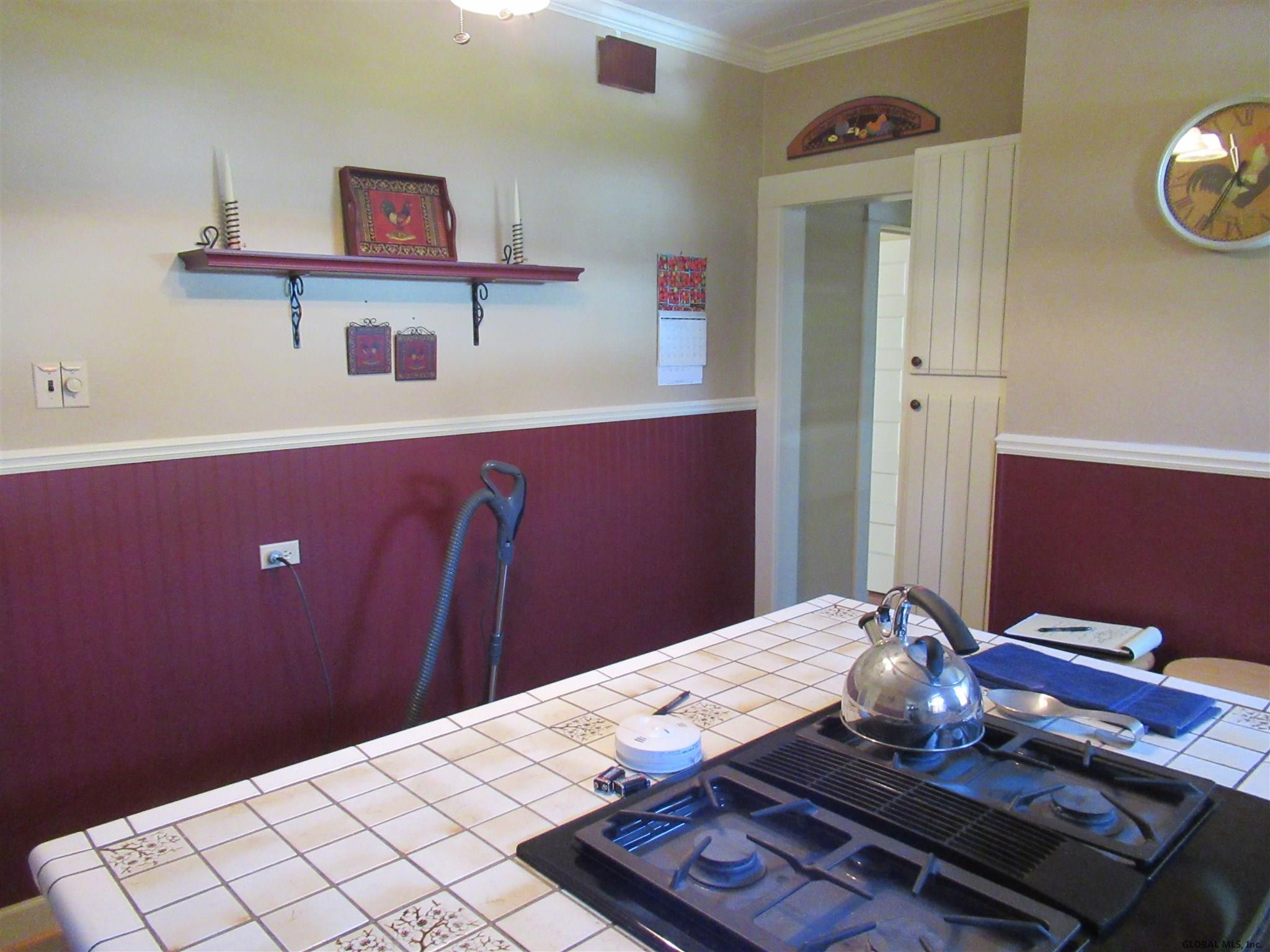 1467-1469 Rugby Road Schenectady, NY 12308 - Photo 6 of 50 Photo 6