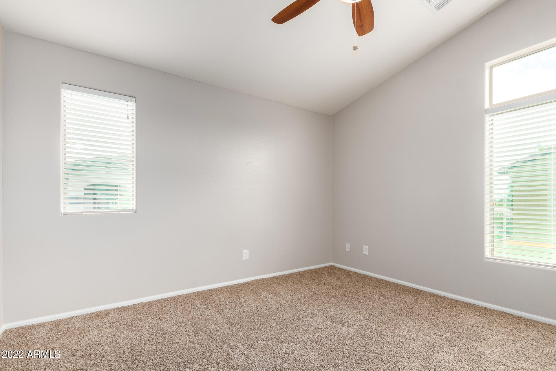 2725 East Mine Creek Road, Unit 1125 Phoenix, AZ 85024 - Photo 14 of 27 0013-13 Mine Creek
